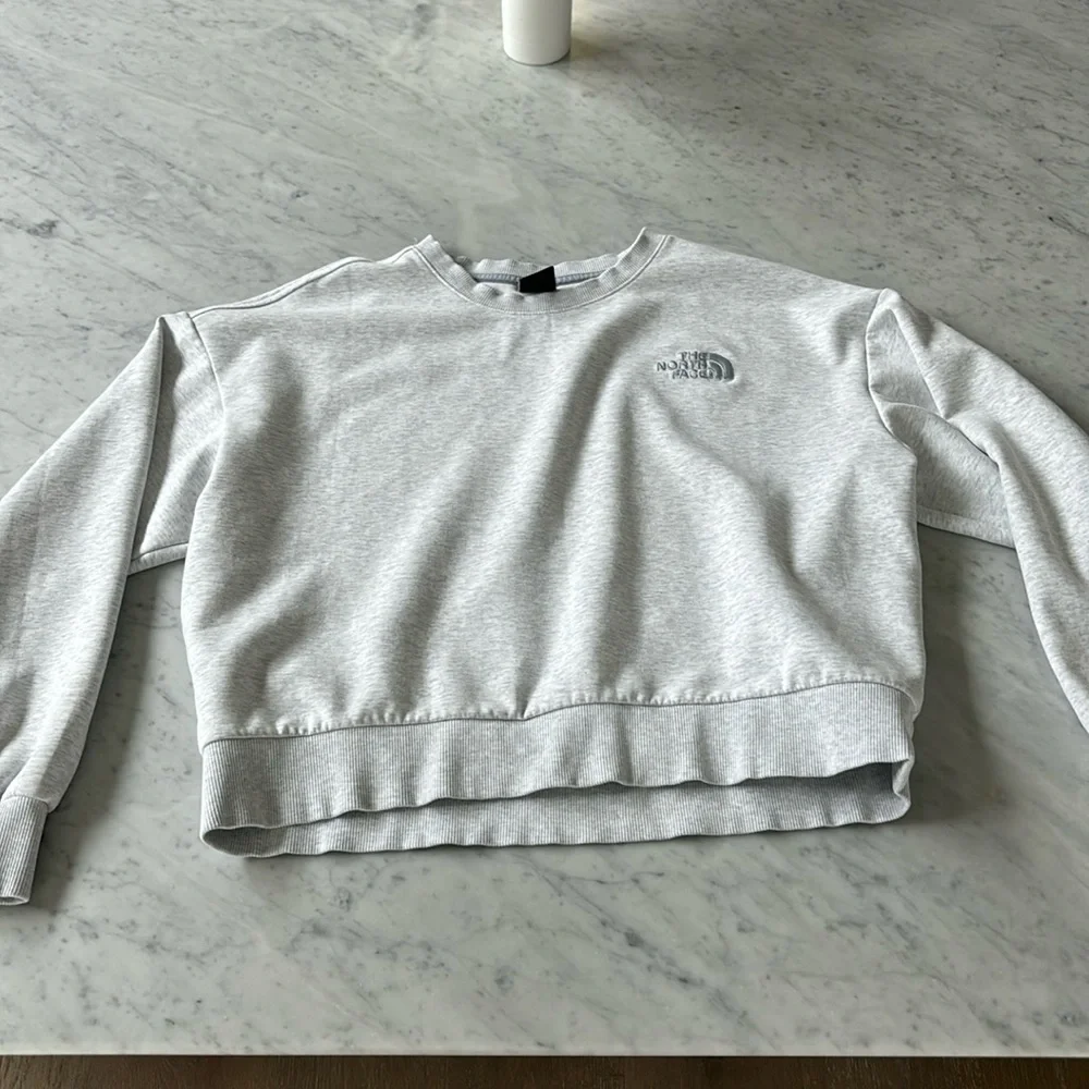 North face sweater - Picture 1 of 1
